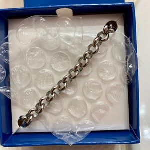 Stainless steel bracelet